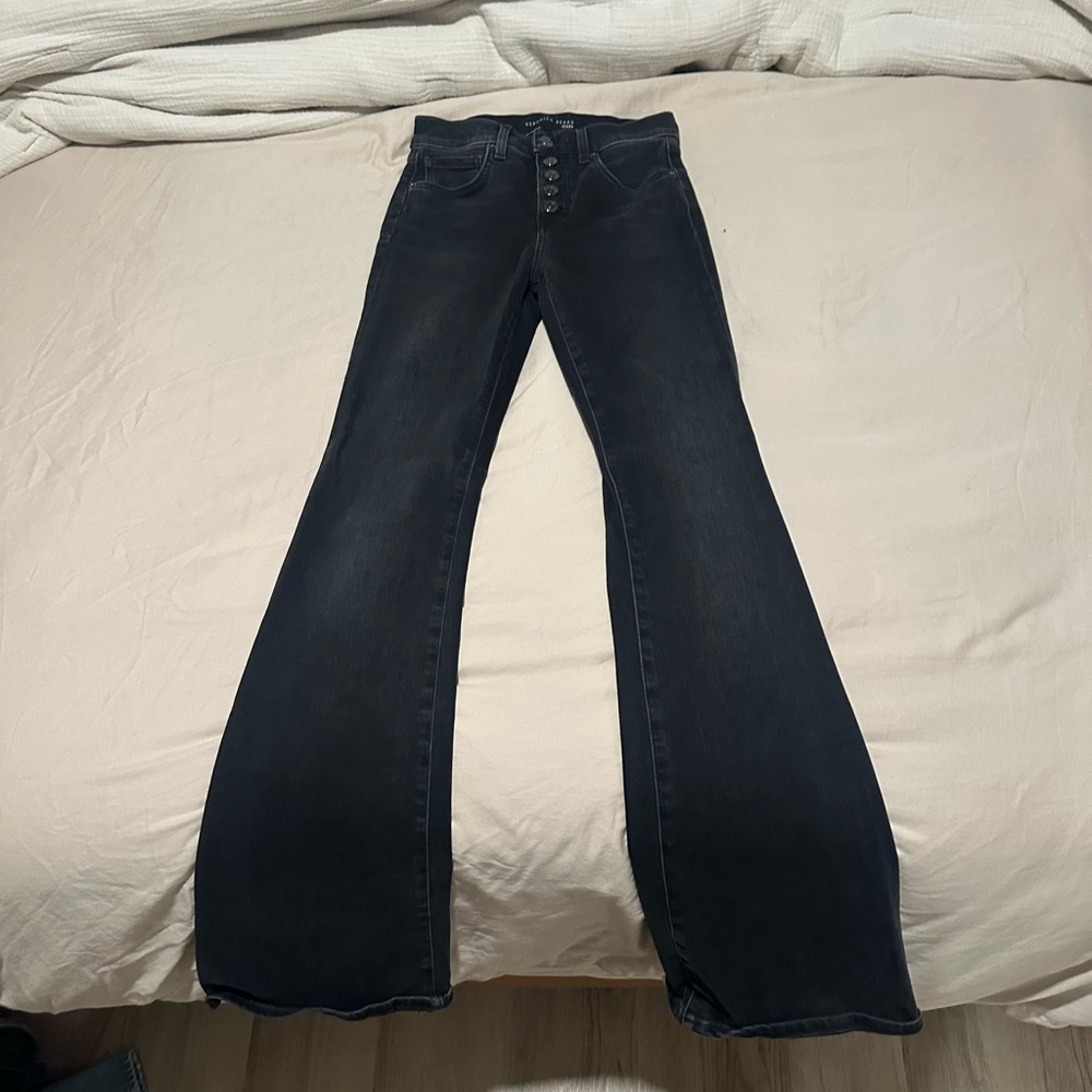Veronica Beard beverly skinny flare black jeans